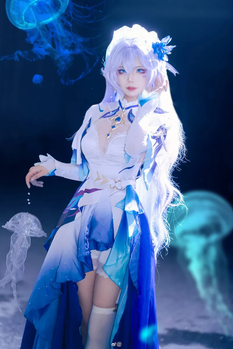 《鸣潮》坎特蕾拉cosplay