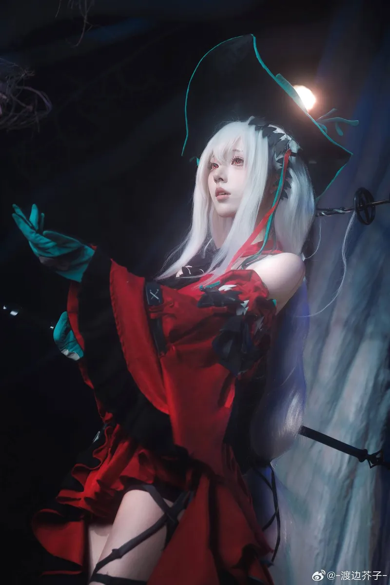 《明日方舟》浊心斯卡蒂cosplay展示