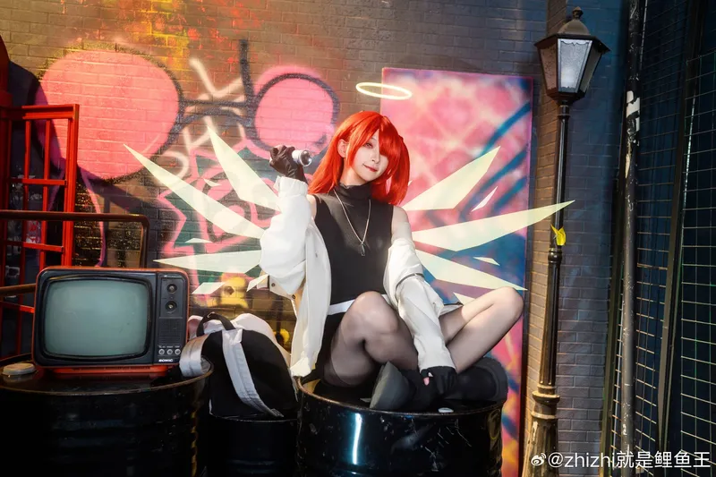 《明日方舟》新约能天使cosplay展示