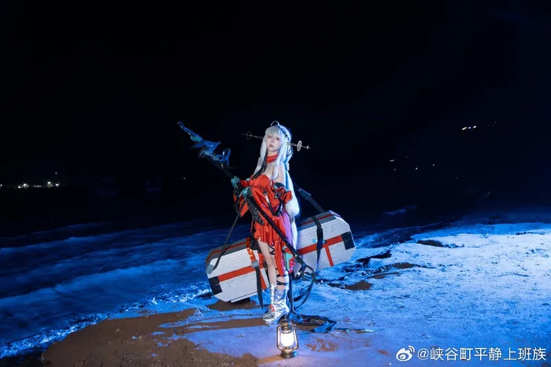 《明日方舟》浊心斯卡蒂cosplay展示