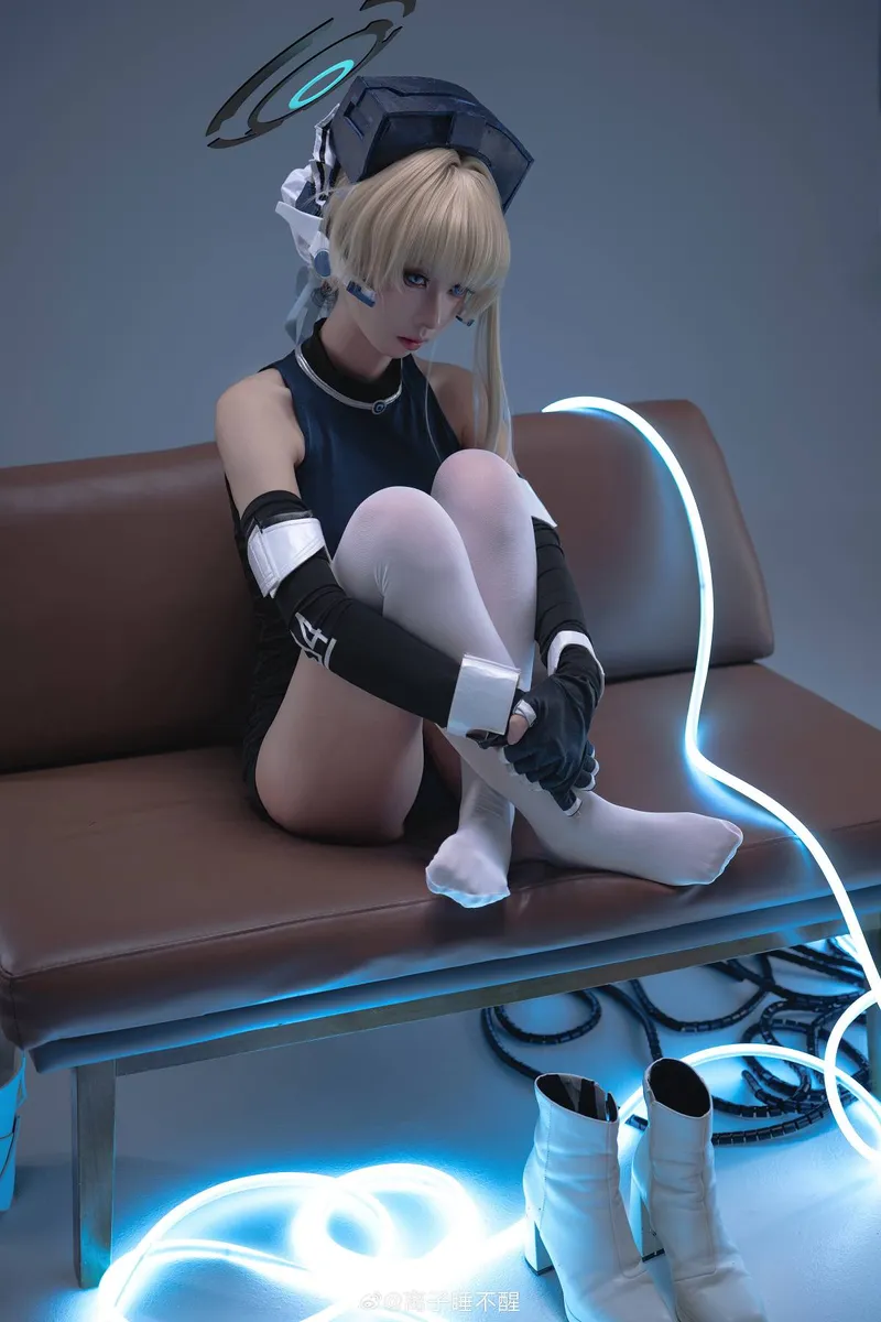 《蔚蓝档案》飞鸟马时cosplay展示