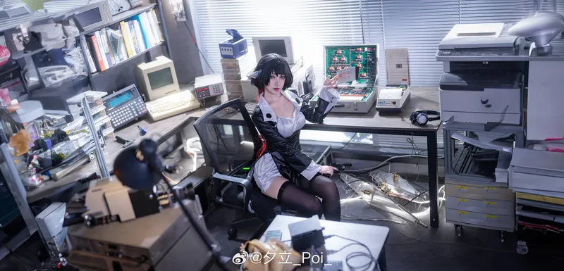 《绝区零》简杜cosplay展示