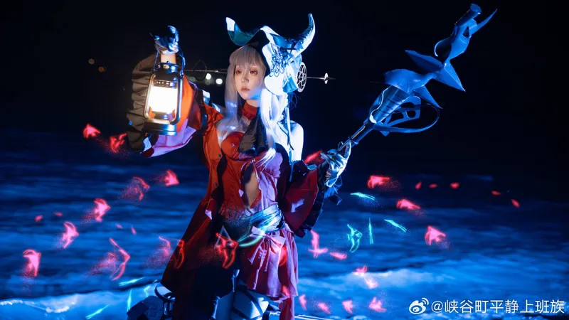 《明日方舟》浊心斯卡蒂cosplay展示