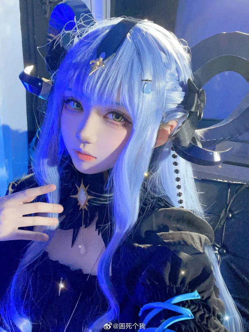 《BanGDream!》丰川祥子Cosplay展示