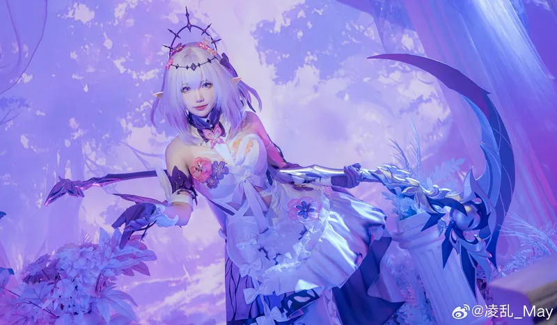 《崩坏星穹铁道》遐蝶cosplay展示