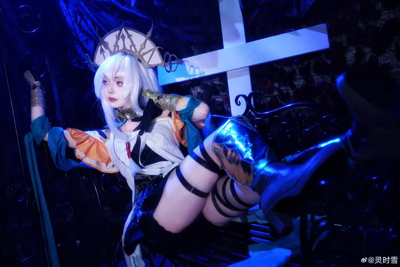 《明日方舟》浊心斯卡蒂cosplay展示