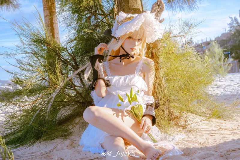 《明日方舟》夜莺Cosplay展示-精美角色还原赏析