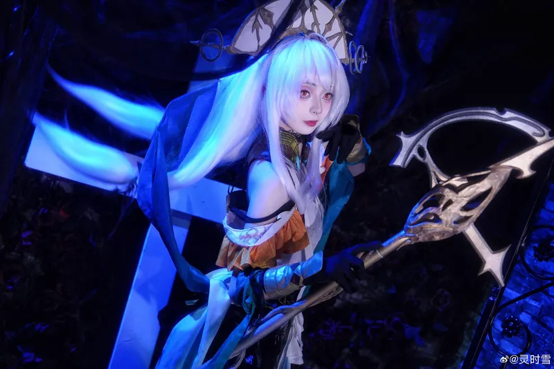 《明日方舟》浊心斯卡蒂cosplay展示