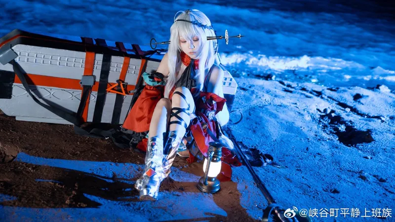 《明日方舟》浊心斯卡蒂cosplay展示
