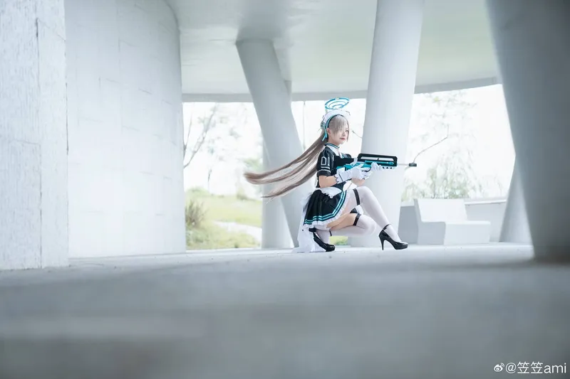 《蔚蓝档案》一之濑明日奈cosplay展示