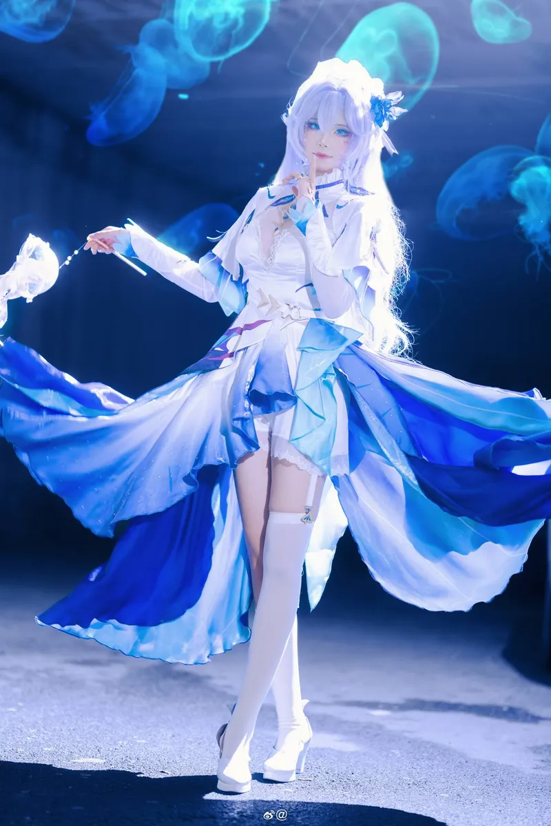 《鸣潮》坎特蕾拉cosplay