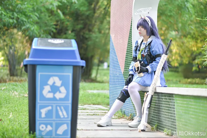 《蔚蓝档案》霞泽美游cosplay展示