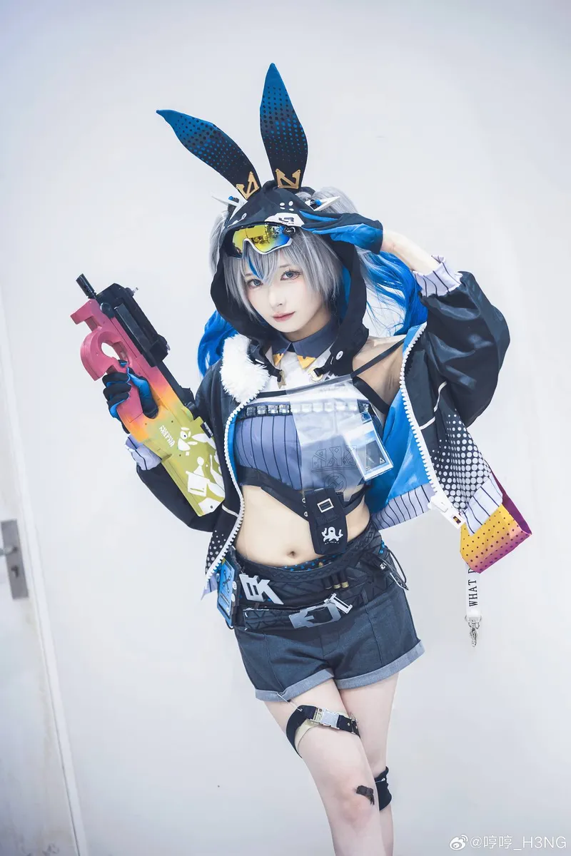 《崩坏3》迷城骇兔cosplay服装与妆造还原