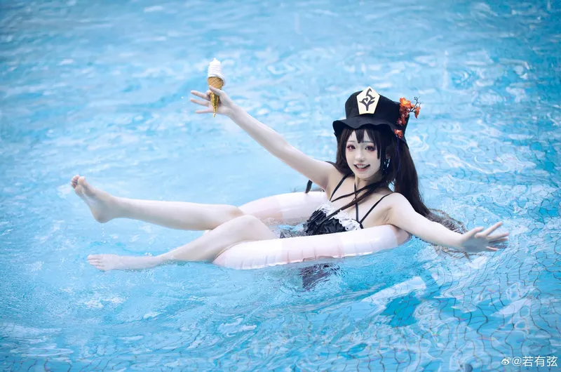 《原神》胡桃Cosplay展示