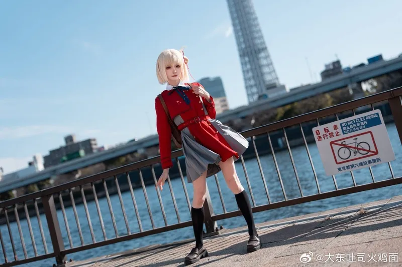 《LycorisRecoil》锦木千束cosplay