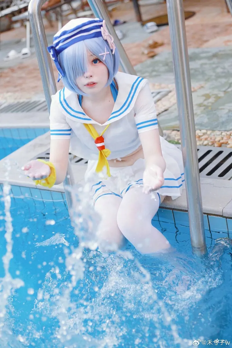 《Re:从零开始的异世界生活》蕾姆cosplay