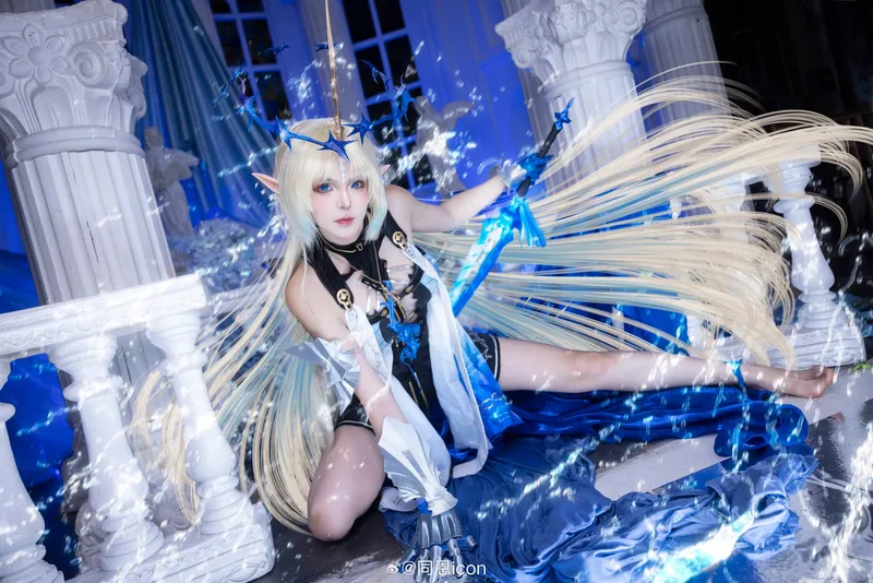 《鸣潮》芙露德莉斯cosplay展示