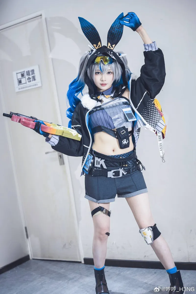 《崩坏3》迷城骇兔cosplay服装与妆造还原