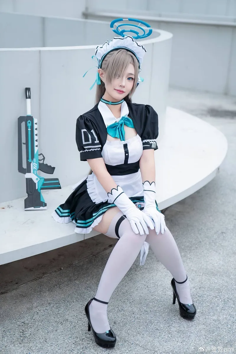 《蔚蓝档案》一之濑明日奈cosplay展示