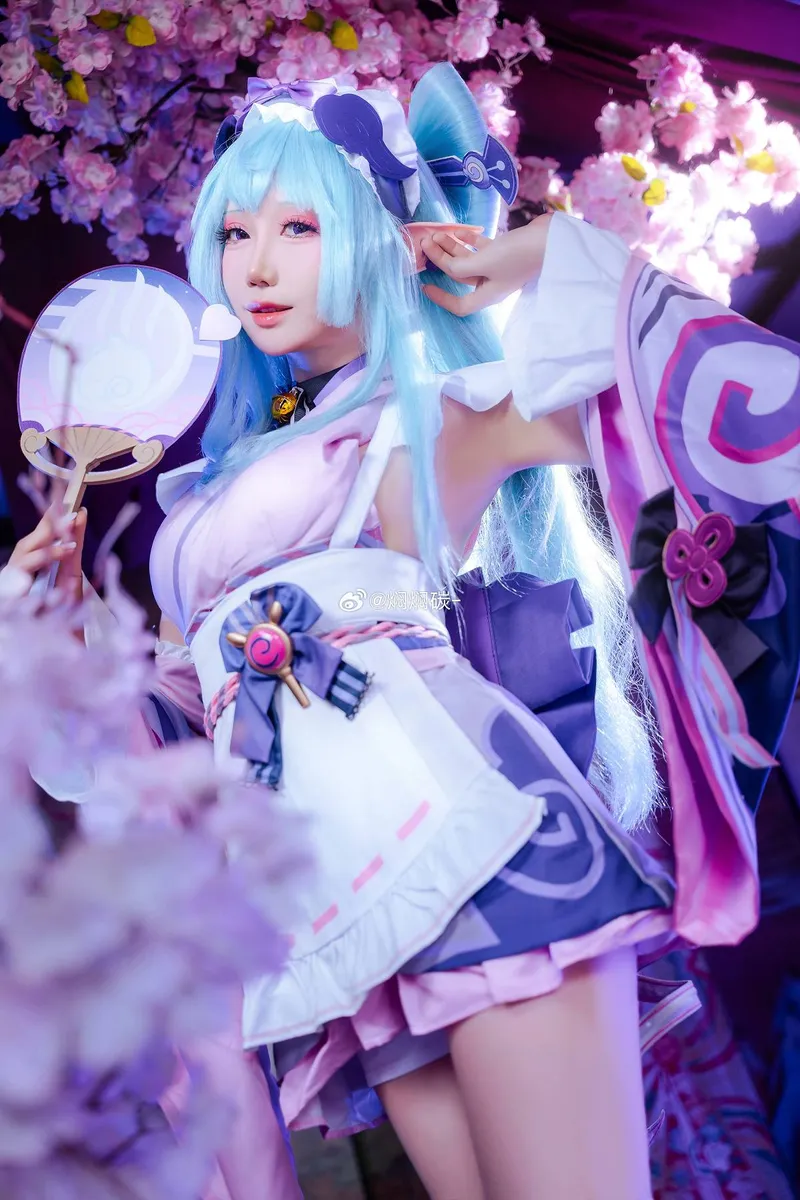 《原神》梦见月瑞希cosplay展示