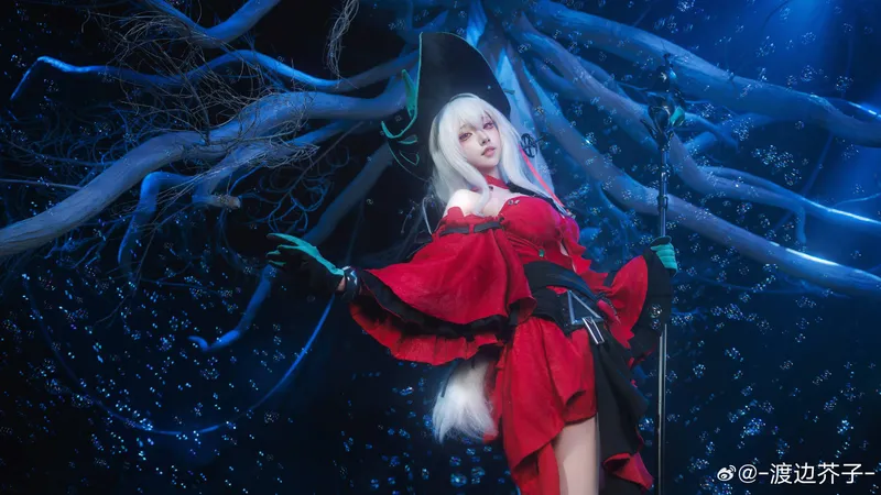 《明日方舟》浊心斯卡蒂cosplay展示