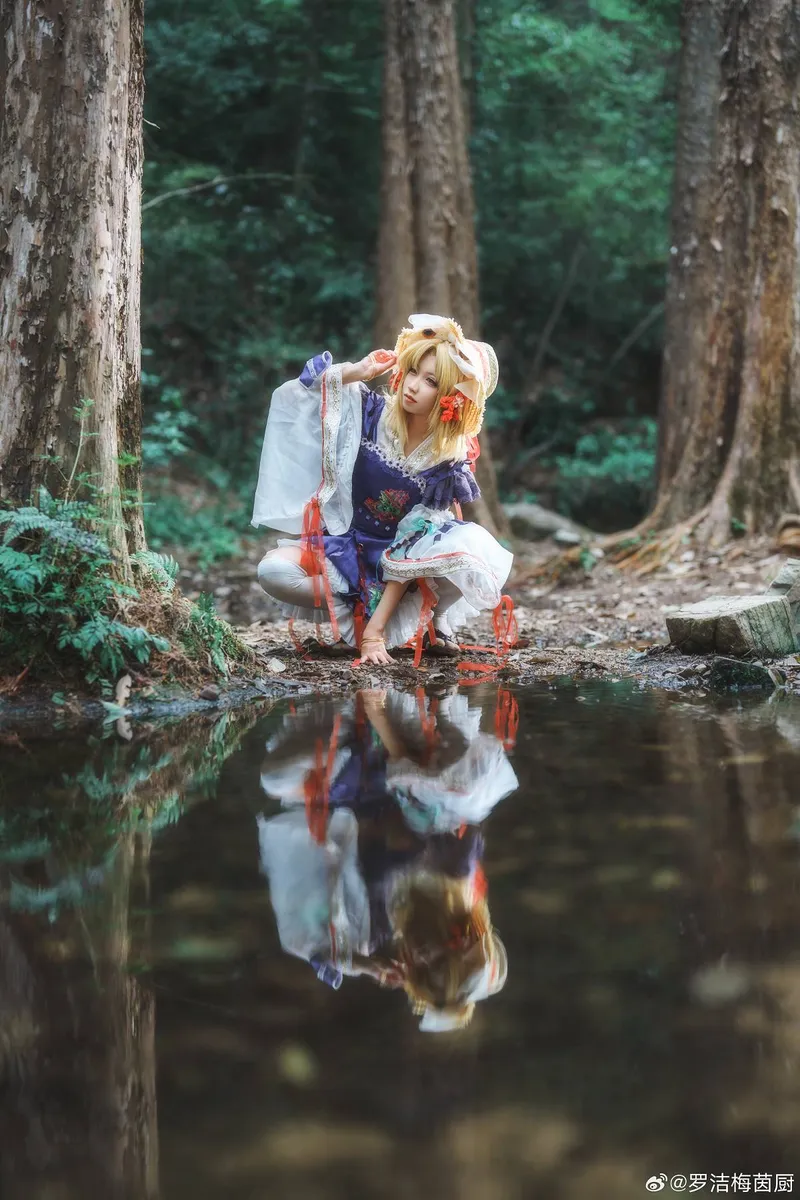 《东方Project》泄矢诹访子cosplay展示