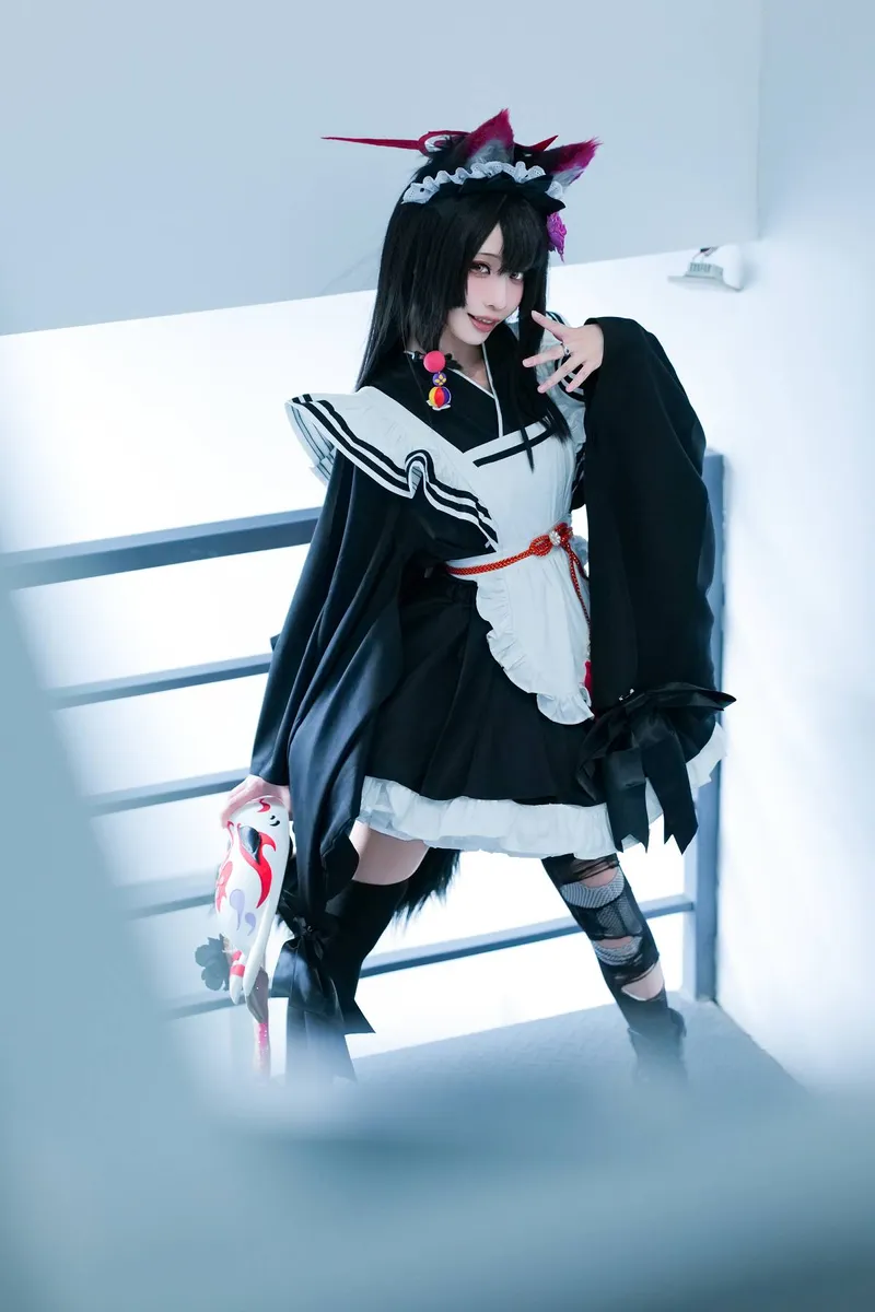 《蔚蓝档案》狐坂若藻cosplay展示