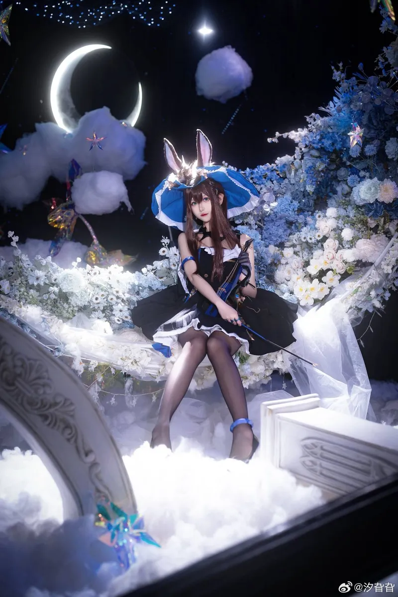 《明日方舟》阿米娅cosplay