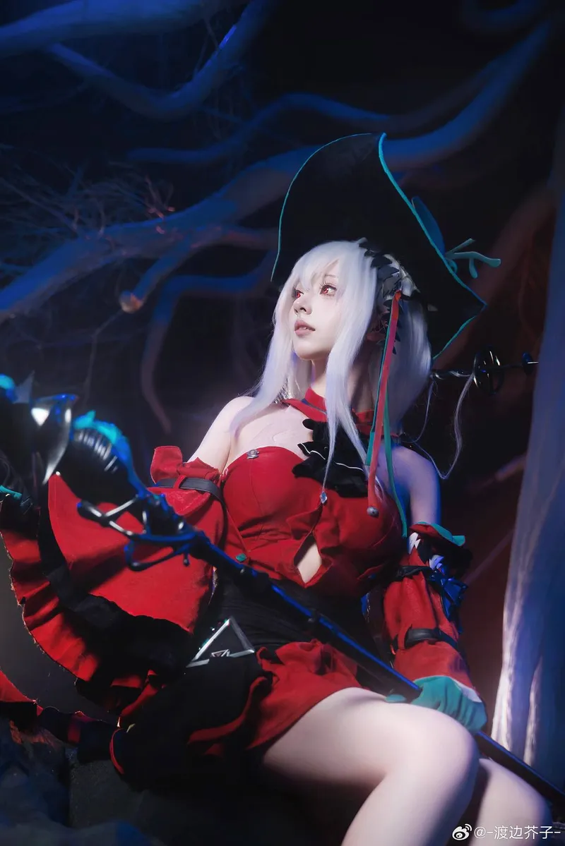 《明日方舟》浊心斯卡蒂cosplay展示