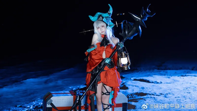 《明日方舟》浊心斯卡蒂cosplay展示