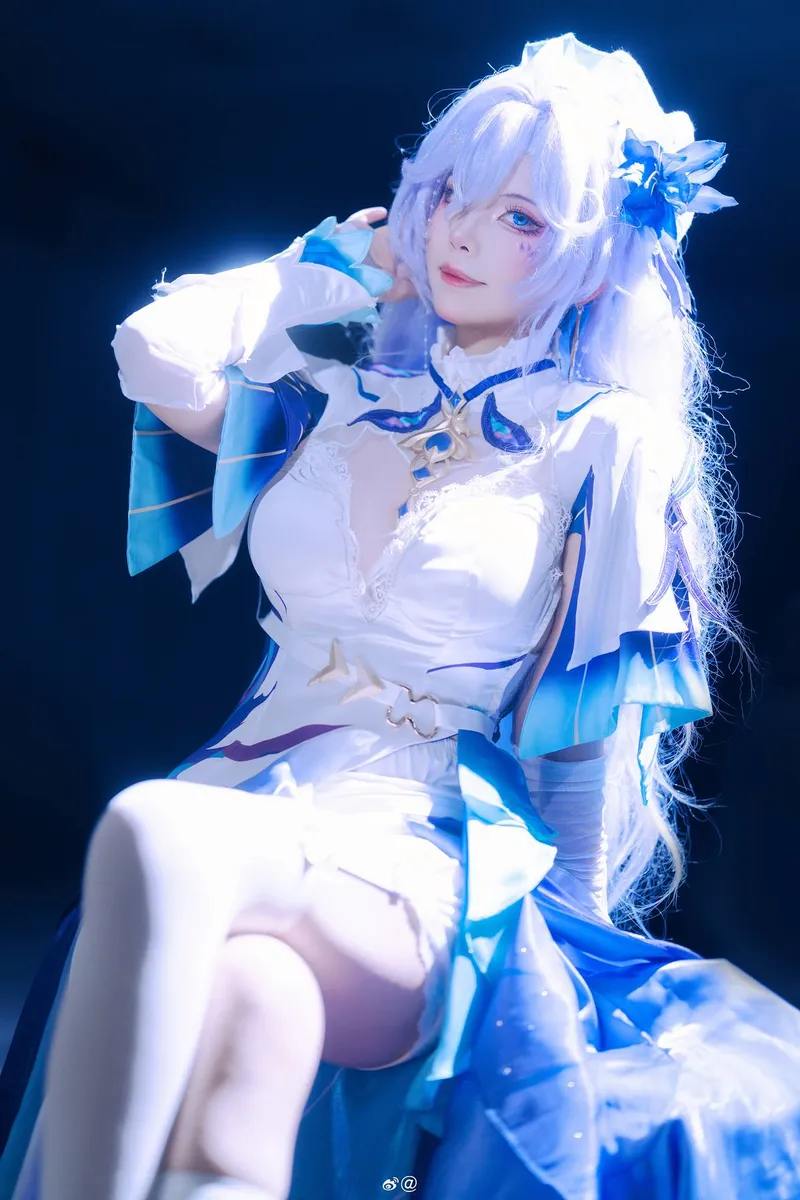 《鸣潮》坎特蕾拉cosplay