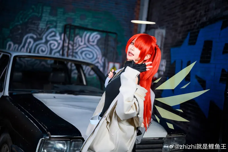 《明日方舟》新约能天使cosplay展示