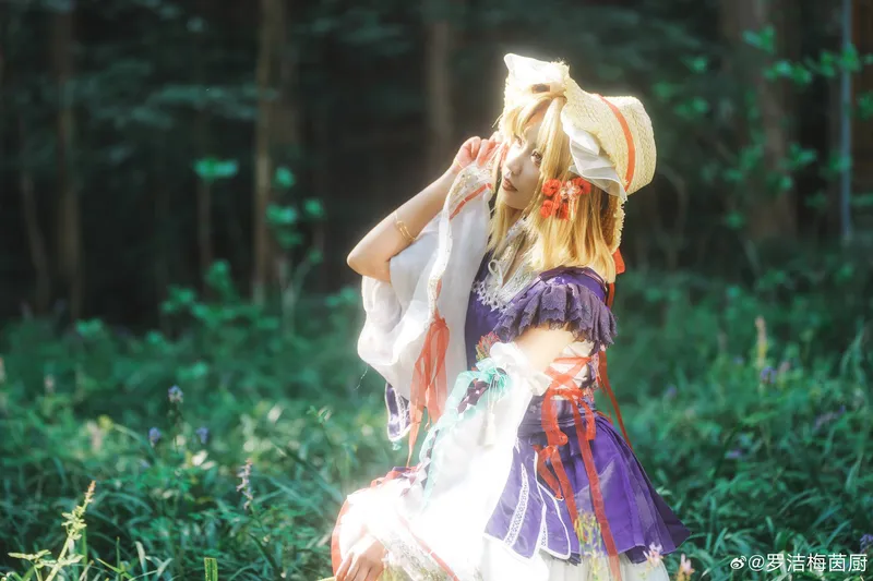 《东方Project》泄矢诹访子cosplay展示