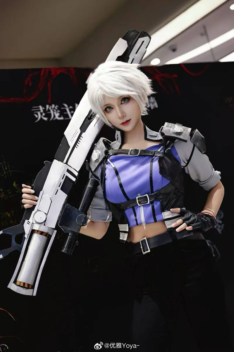 《灵笼》冉冰cosplay展示-一日店长体验分享