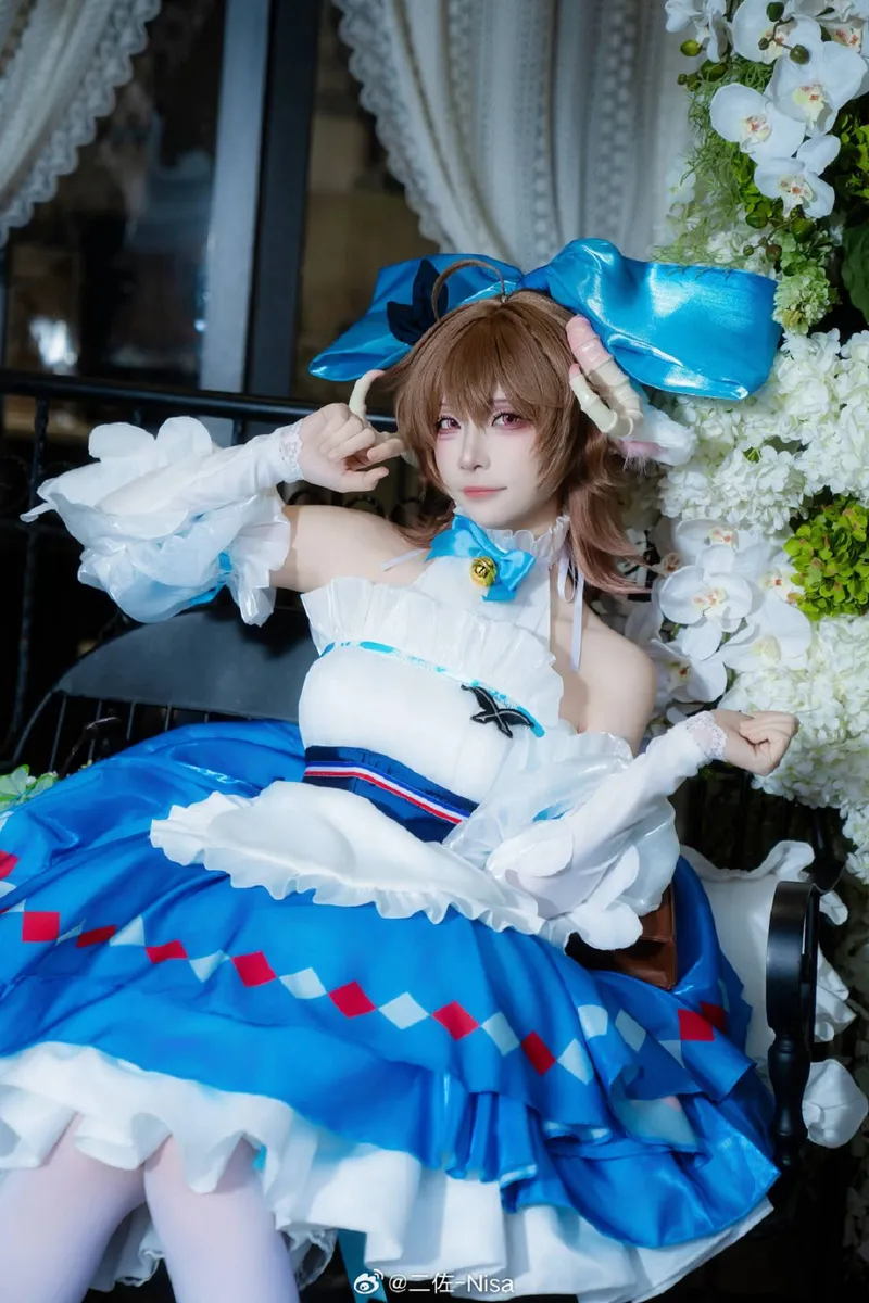 《明日方舟》服装道具细节满分