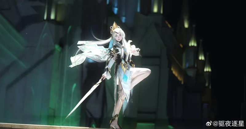 《王者荣耀》露娜cosplay