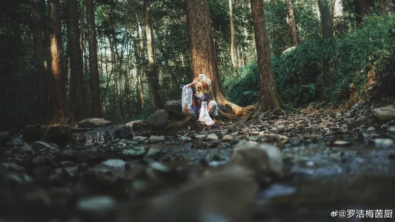 《东方Project》泄矢诹访子cosplay展示