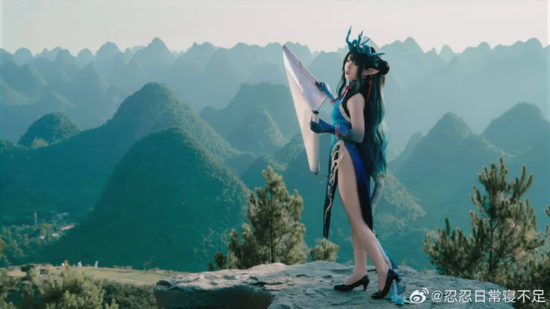 《明日方舟》夕角色Cosplay展示