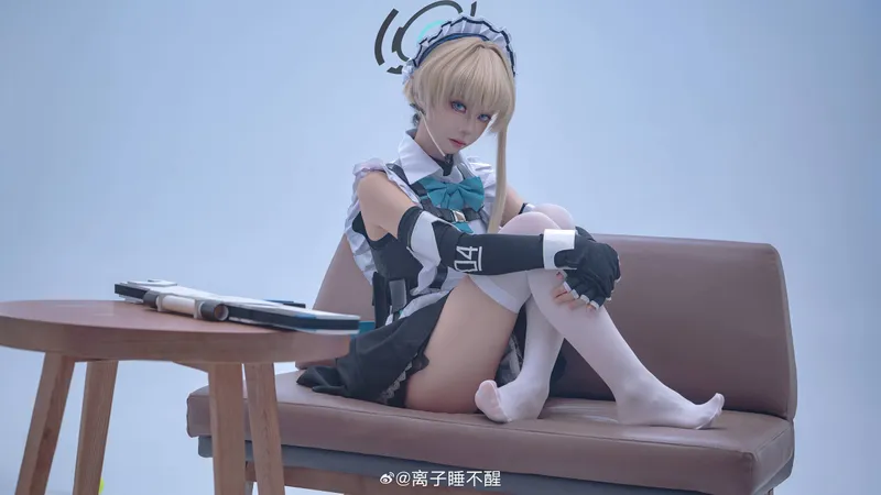 《蔚蓝档案》飞鸟马时cosplay展示