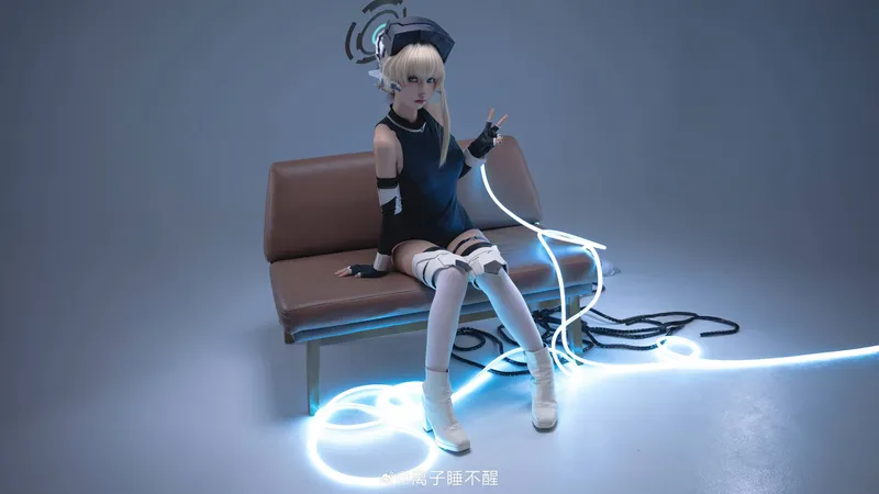 《蔚蓝档案》飞鸟马时cosplay展示