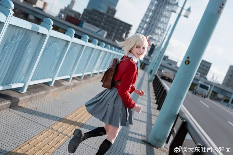 《LycorisRecoil》锦木千束cosplay