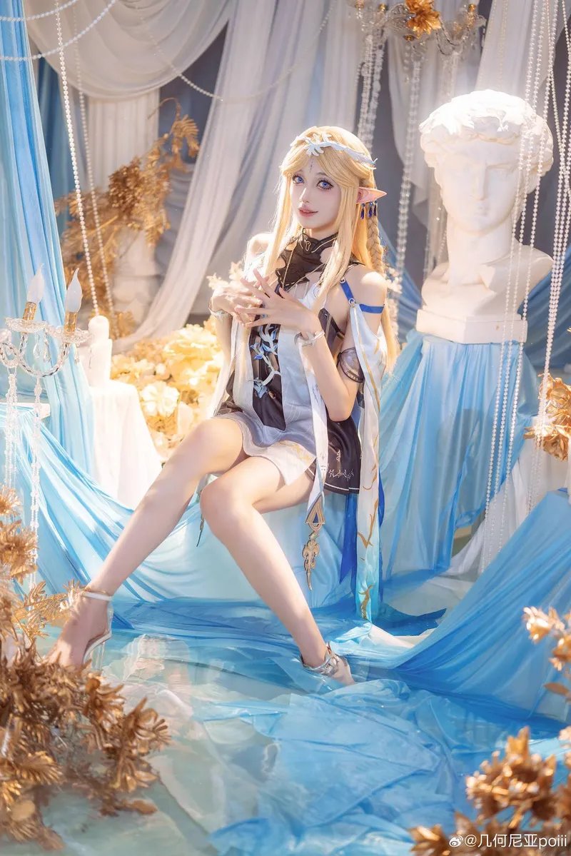 《鸣潮》卡提希娅cosplay展示