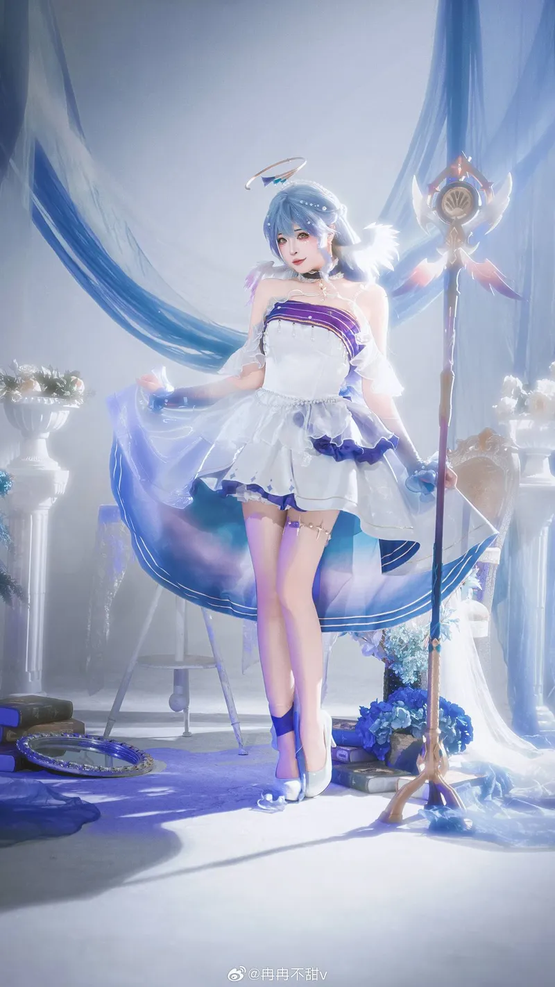 《崩坏星穹铁道》知更鸟cosplay