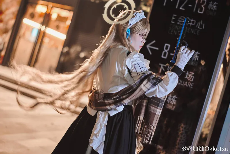 《蔚蓝档案》室笠茜cosplay展示