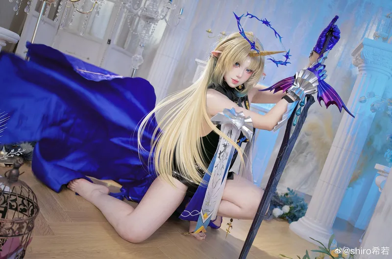 《鸣潮》绝美卡提希娅cosplay展示