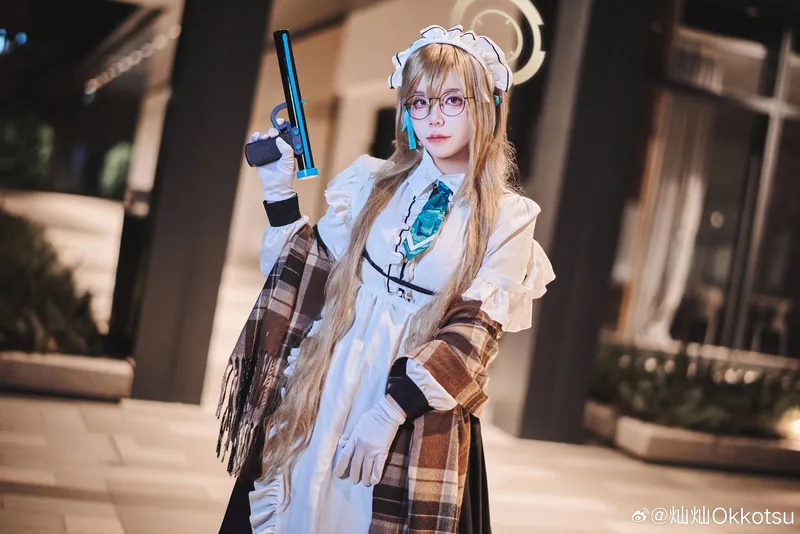 《蔚蓝档案》室笠茜cosplay展示