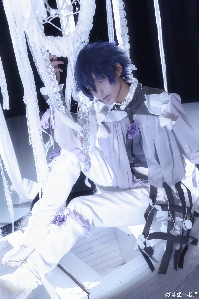 《偶像梦幻祭》涟纯Cosplay展示