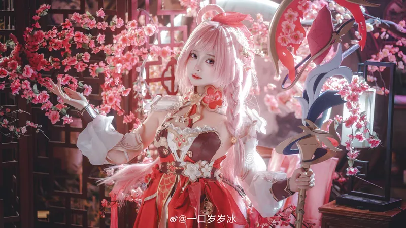 《崩坏3》爱莉希雅cosplay展示