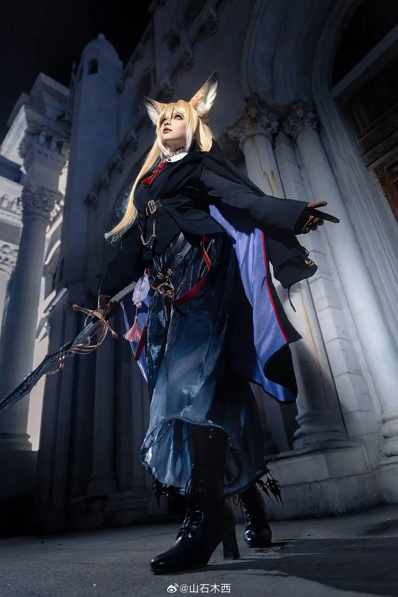 《明日方舟》忍冬cosplay展示
