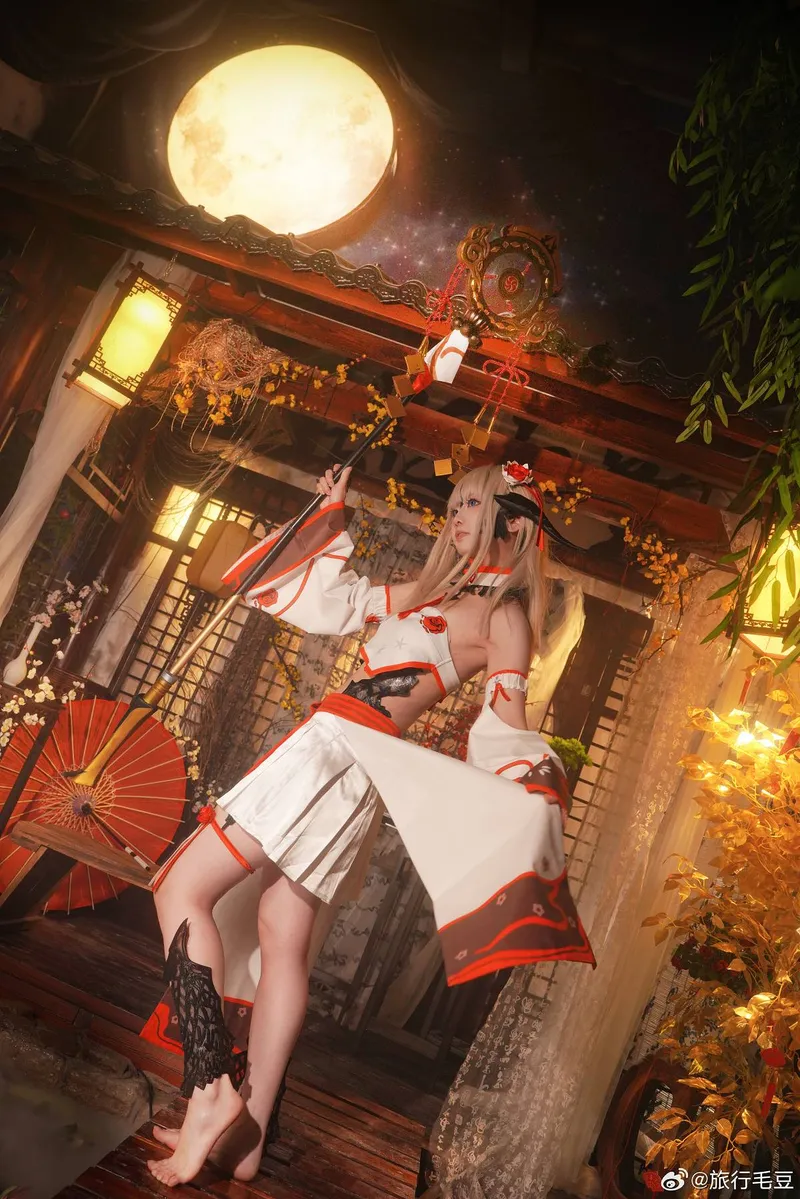 《最终幻想》龙娘cosplay